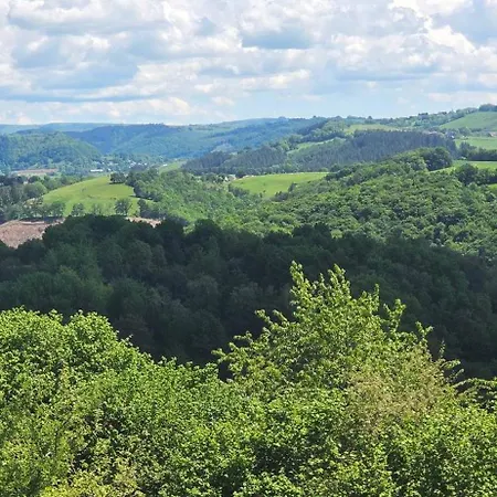 Au Plaisir Des Yeux Alpstuga Besse (Cantal)